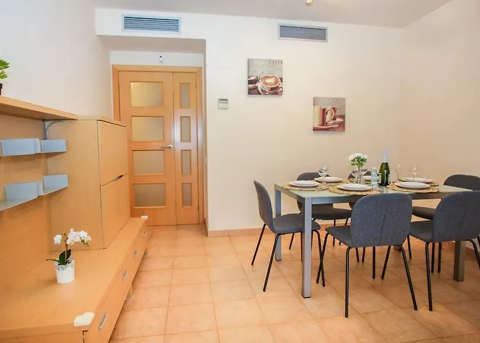 Al37 Precioso Playa Fenals 滨海略雷特